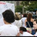 Movimento “Niterói quer paz” agita a Praia de Icaraí
